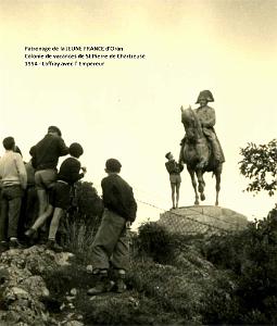 COLO JEUNE FRANCE 1954 Laffray, avec l'Empereur